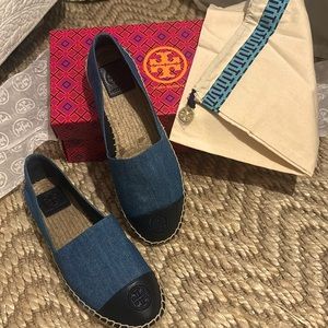 NWBox & Dust coverTory Burch Denim Espadrilles Sz 8.5 Denim Chambray/Navy Flats